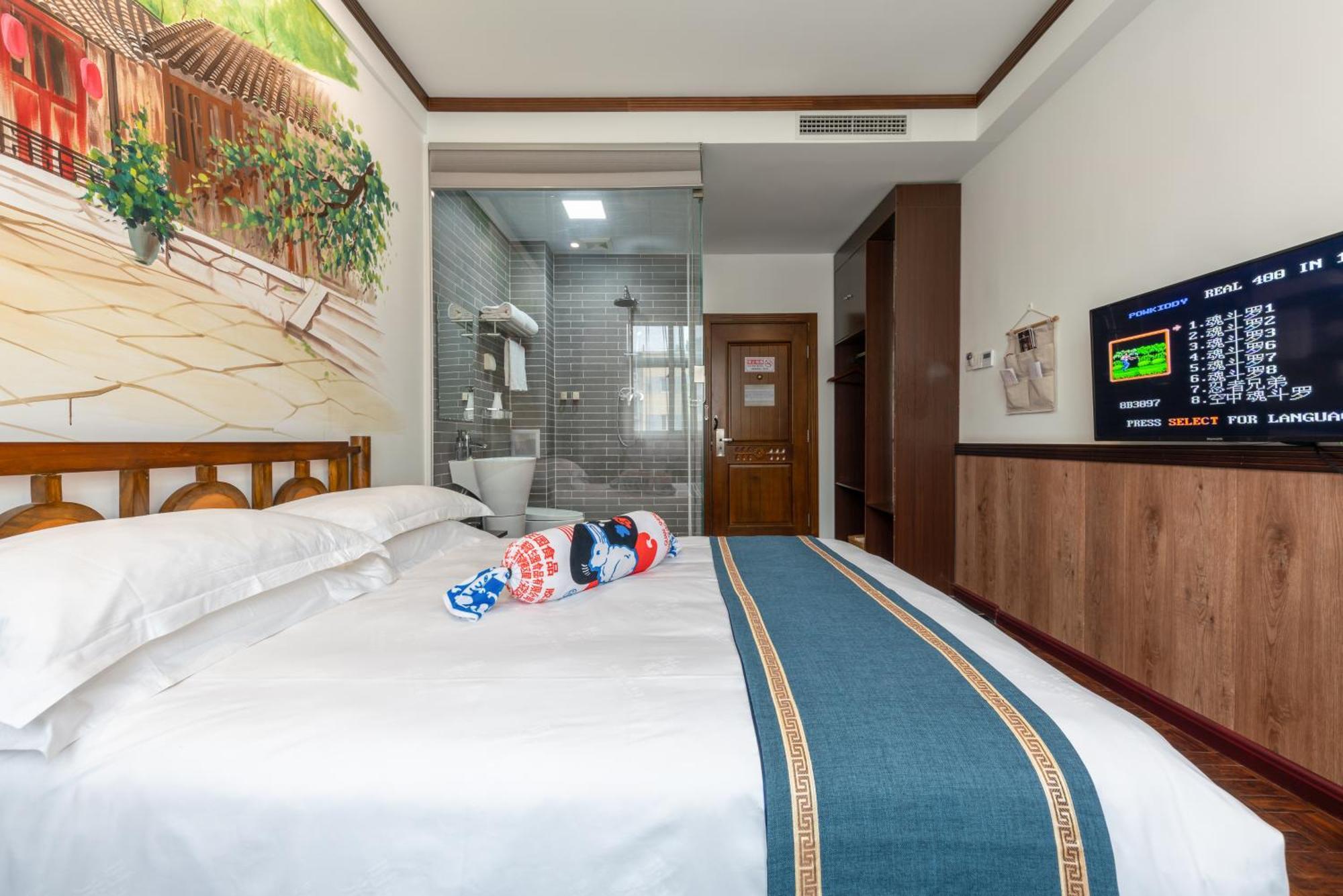Time Traveller Hotel- Near Beijing Yonghe Lama Temple, Ghost Street, Beihai Park, Jingshan Park, Drum Tower, Houhai Bar Street, Tian'Anmen Square, Located In Beijing Traditional Hutongs, 5 Minutes Away From Subway, Free Laundry Serive Dış mekan fotoğraf