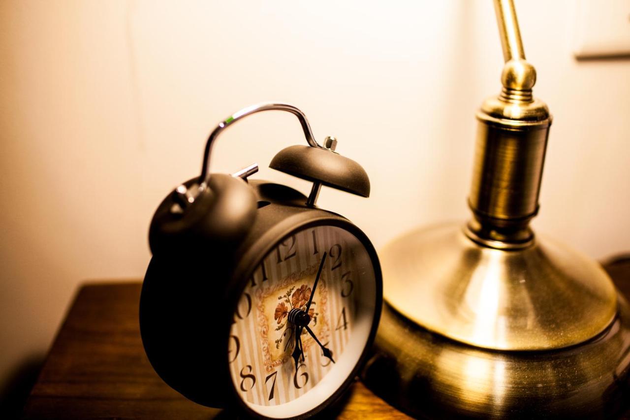 Time Traveller Hotel- Near Beijing Yonghe Lama Temple, Ghost Street, Beihai Park, Jingshan Park, Drum Tower, Houhai Bar Street, Tian'Anmen Square, Located In Beijing Traditional Hutongs, 5 Minutes Away From Subway, Free Laundry Serive Dış mekan fotoğraf